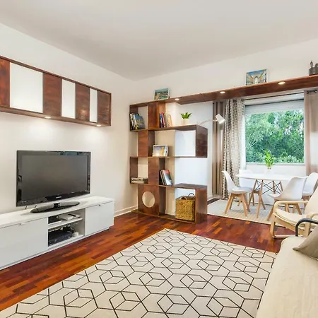 Apartment Carcavelos *